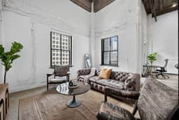 Penthouse Loft | Downtown Dallas | Pool+Gym+Office