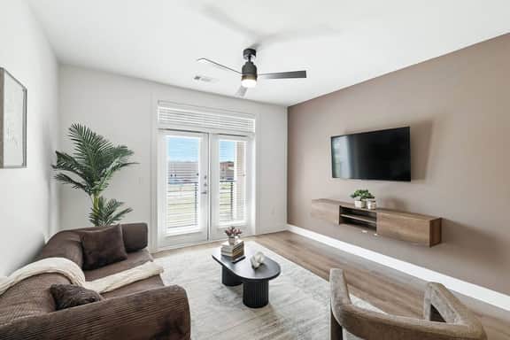 101 Stylish Condo, Resort Amenities, Near Stockyards