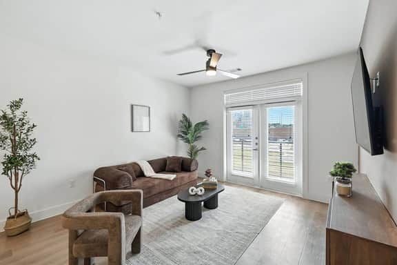 101 Stylish Condo, Resort Amenities, Near Stockyards