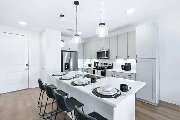 101 Stylish Condo, Resort Amenities, Near Stockyards