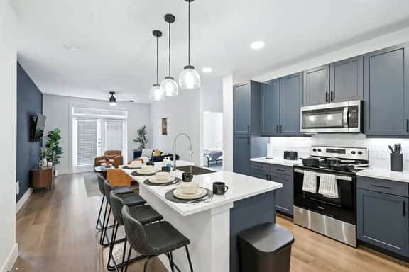 43 Upscale 2B Retreat, Downtown FW Near Stockyards