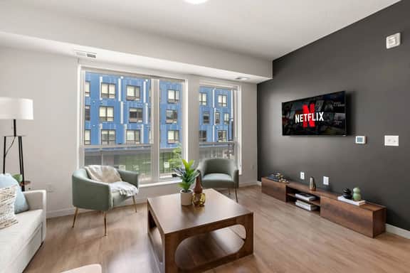 0818 Upscale 2Bd+1Bd Condo | DT Minneapolis