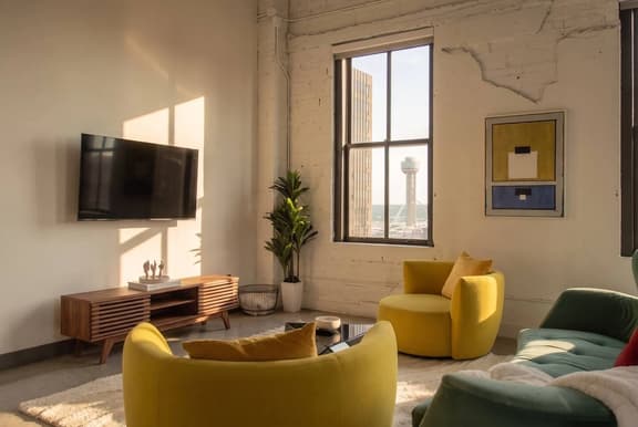 Top-Floor Downtown Penthouse | Terrace | 2,500 Sq
